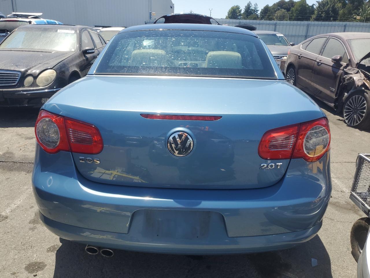 2010 Volkswagen Eos Turbo VIN: WVWBA7AH2AV014392 Lot: 64526364