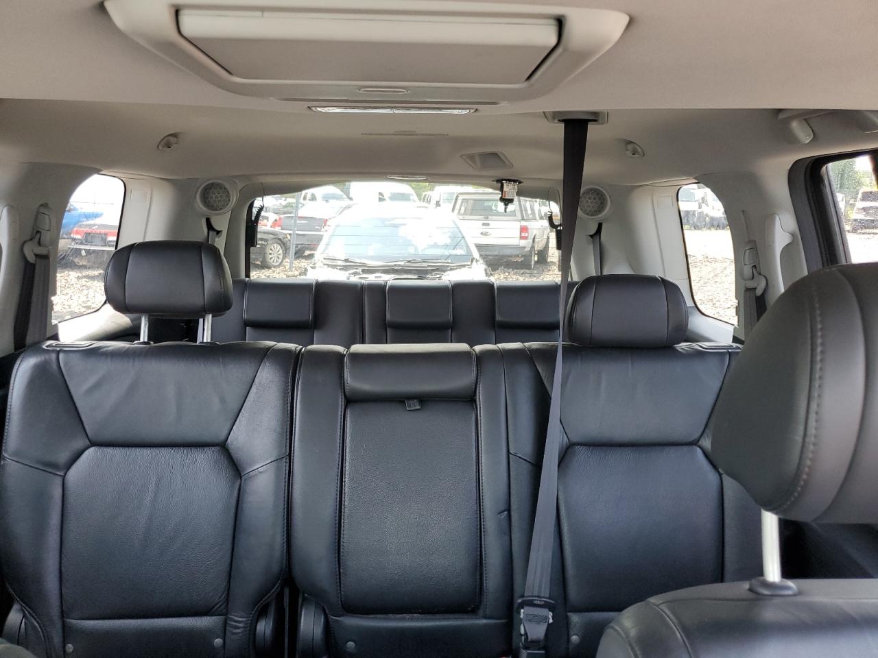 2011 Honda Pilot Touring VIN: 5FNYF4H96BB015571 Lot: 63301514