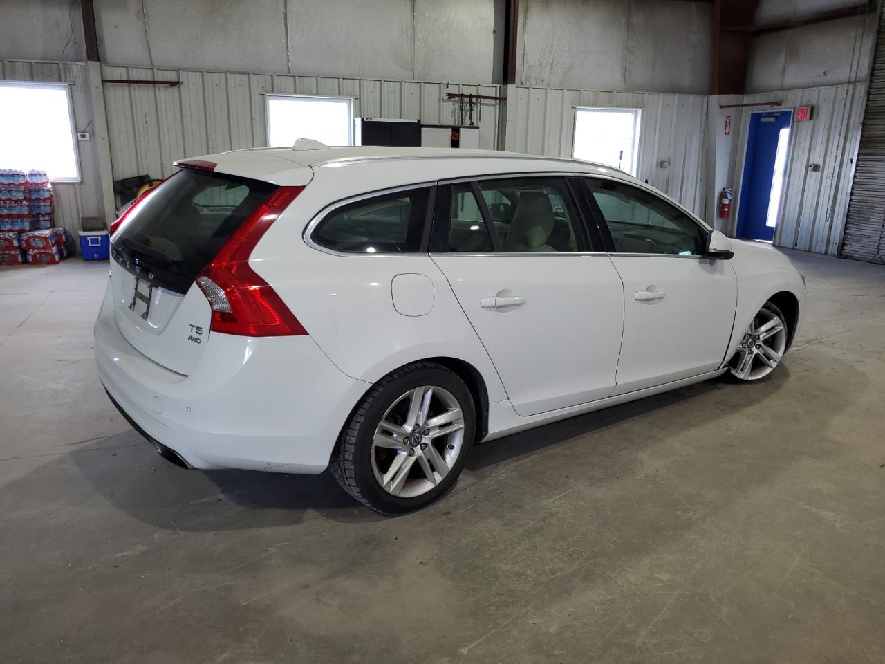 2015 Volvo V60 Platinum VIN: YV1612SD1F1193906 Lot: 60938044