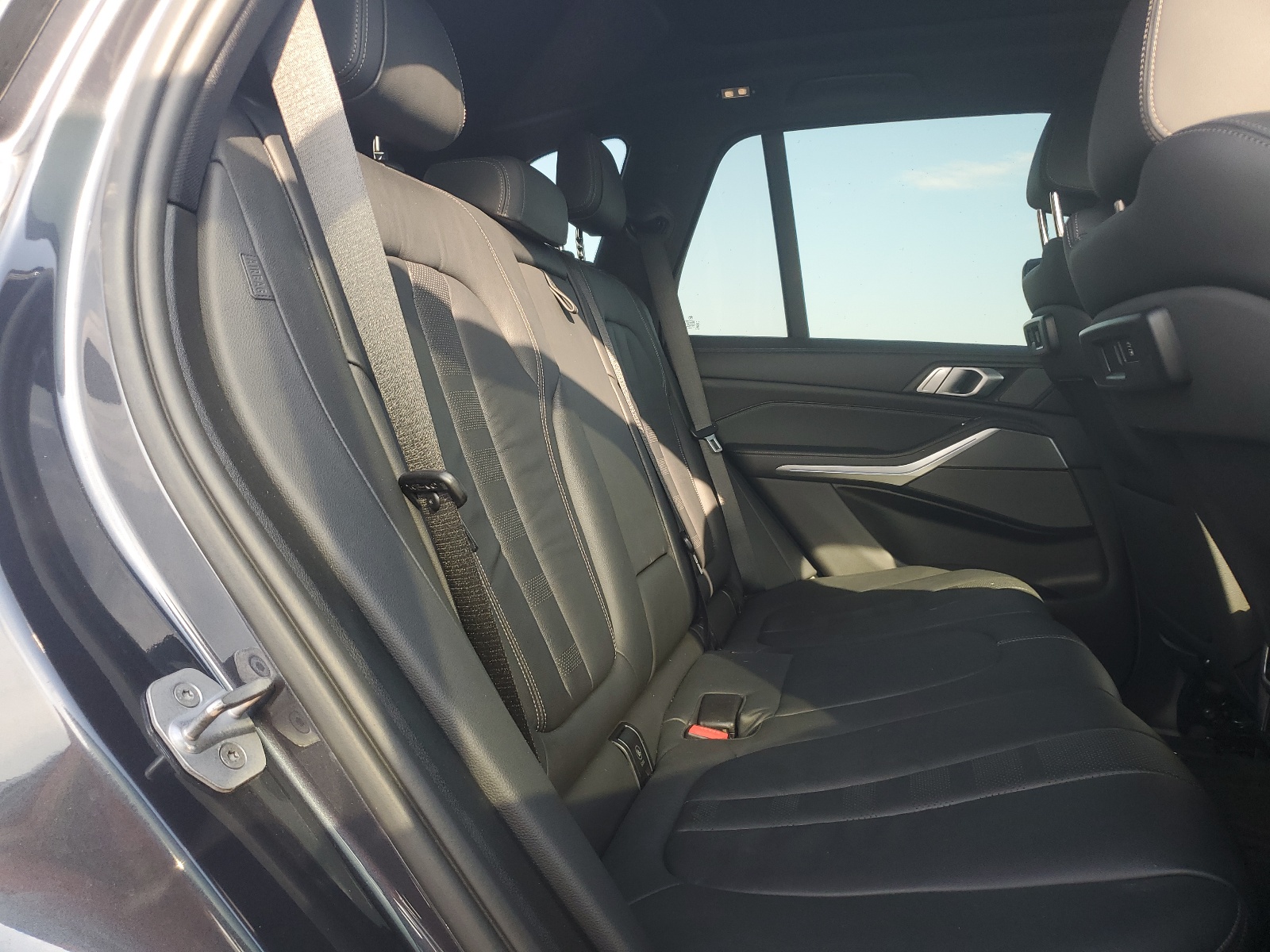 5UXCR6C5XKLL21878 2019 BMW X5 xDrive40I