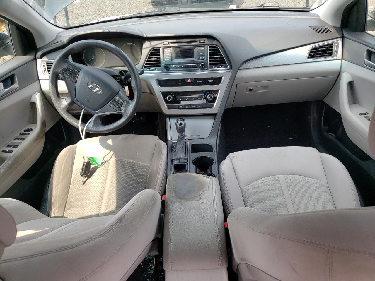 2015 Hyundai Sonata Se VIN: 5NPE24AF2FH241905 Lot: 61900114