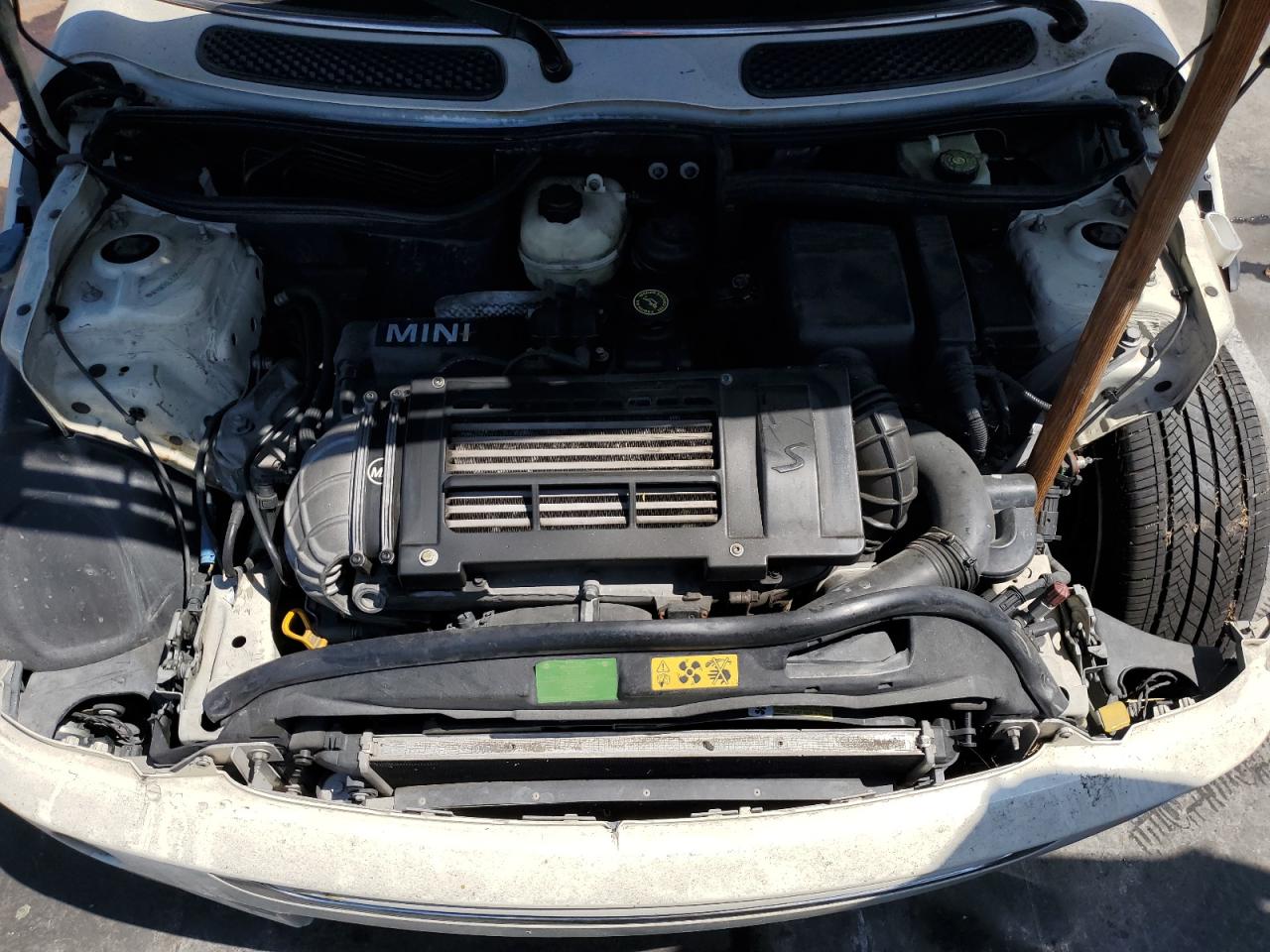 2006 Mini Cooper S VIN: WMWRE33546TN25889 Lot: 61320644