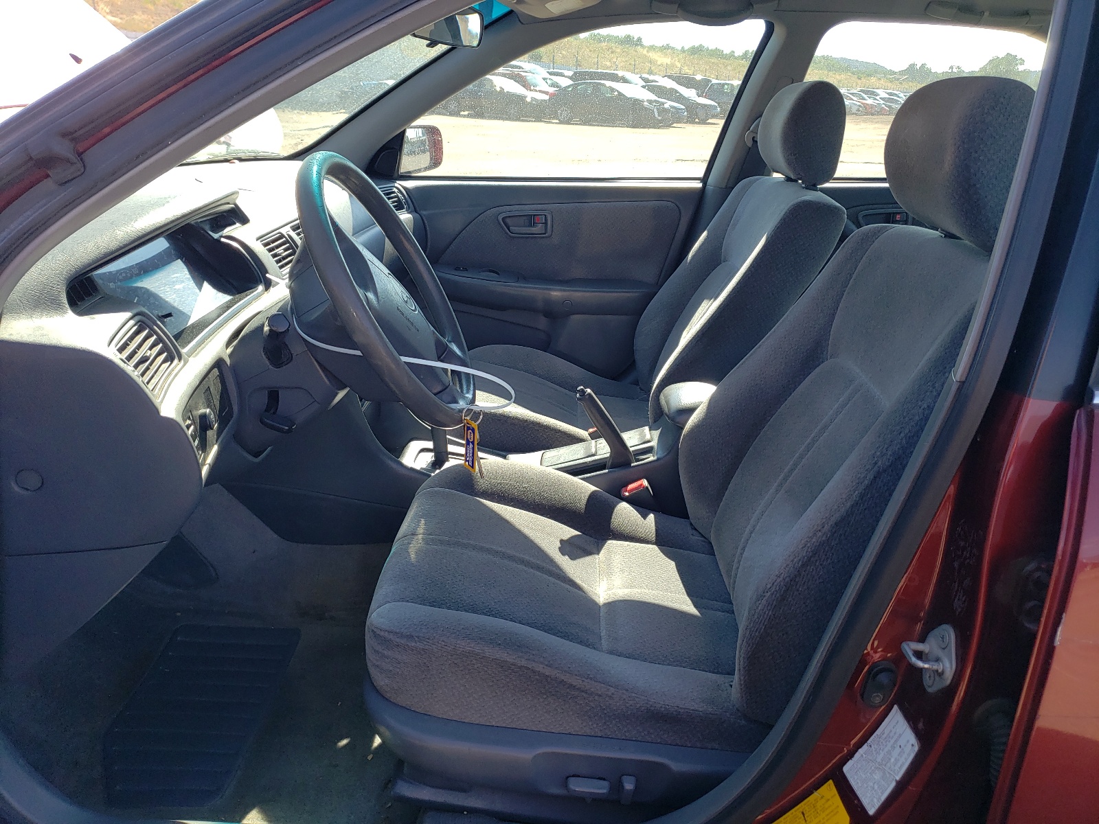 JT2BG28K5Y0392158 2000 Toyota Camry Le