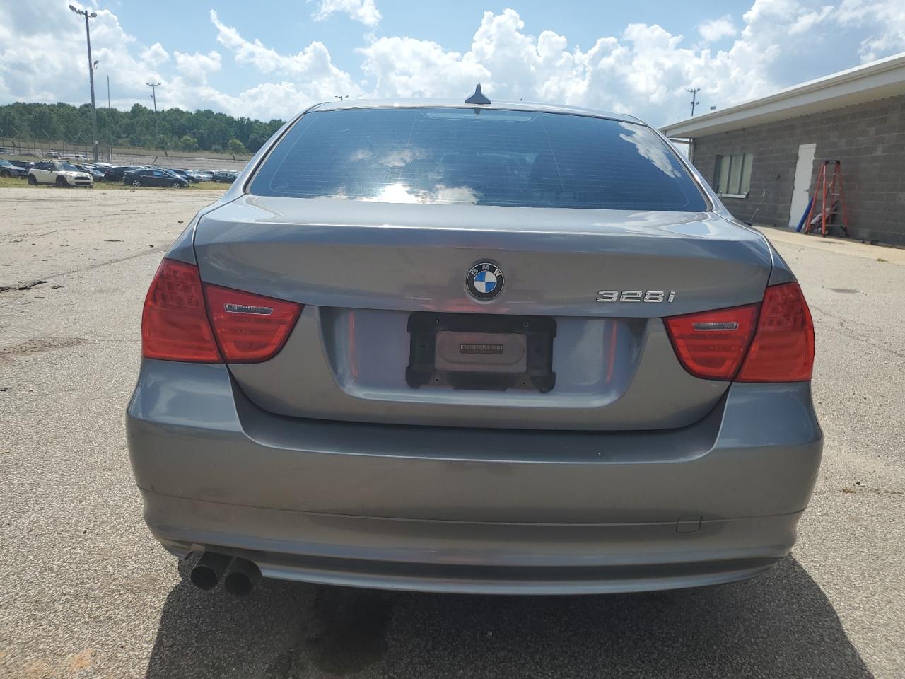 2009 BMW 328 I VIN: WBAPH77549NM45128 Lot: 62488584