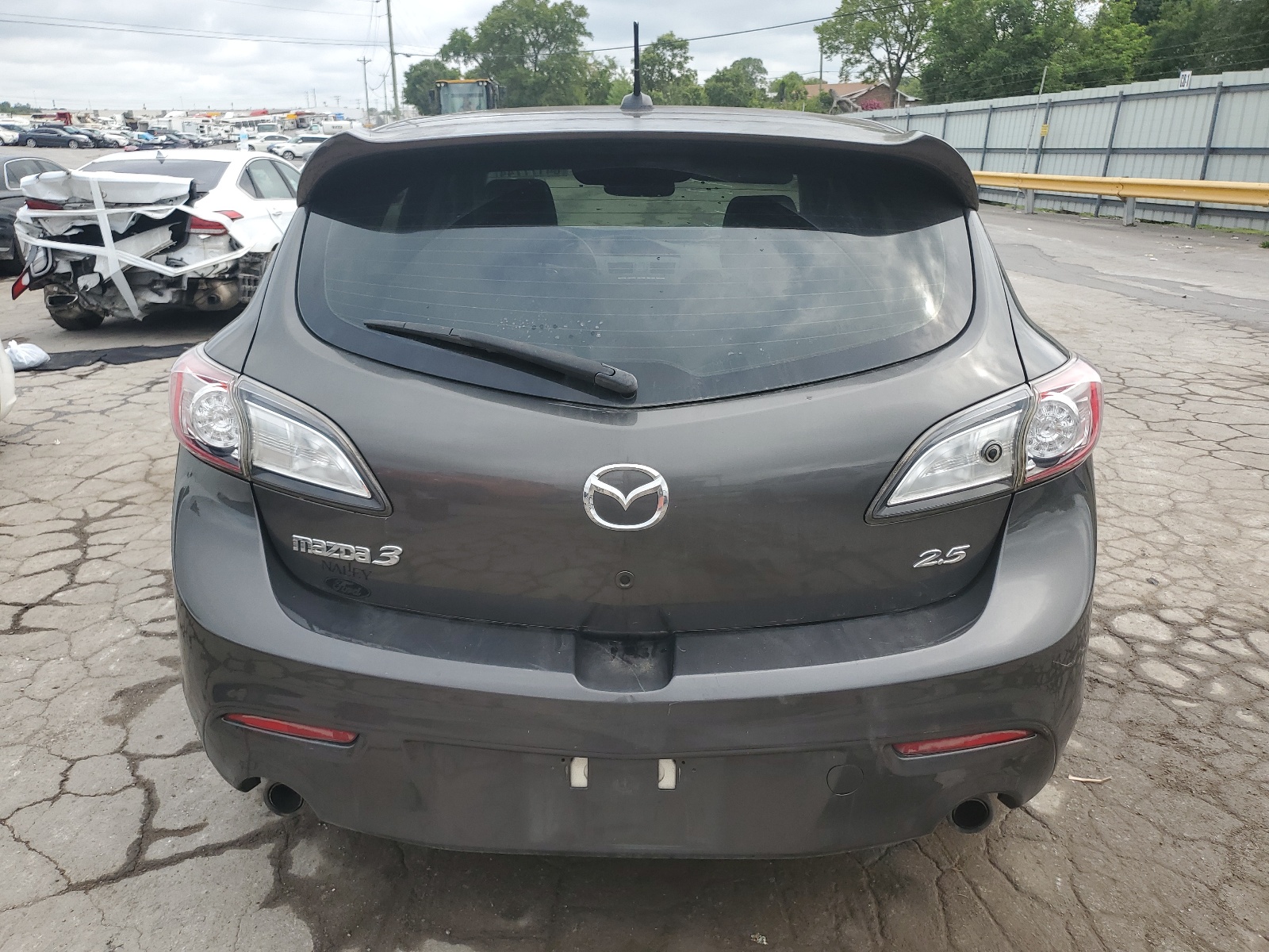 JM1BL1M55B1454639 2011 Mazda 3 S
