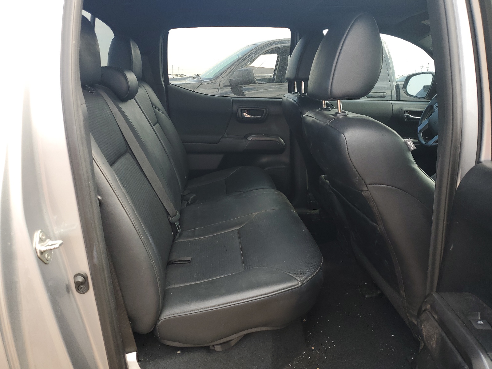 5TFCZ5AN9JX150837 2018 Toyota Tacoma Double Cab