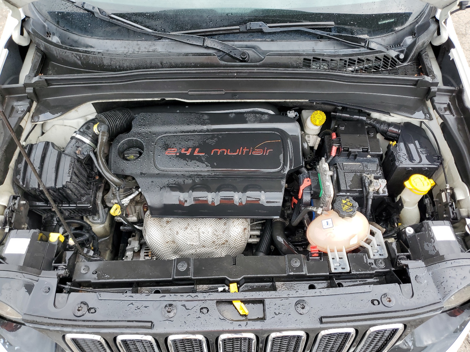 ZACCJABT8GPC48847 2016 Jeep Renegade Latitude