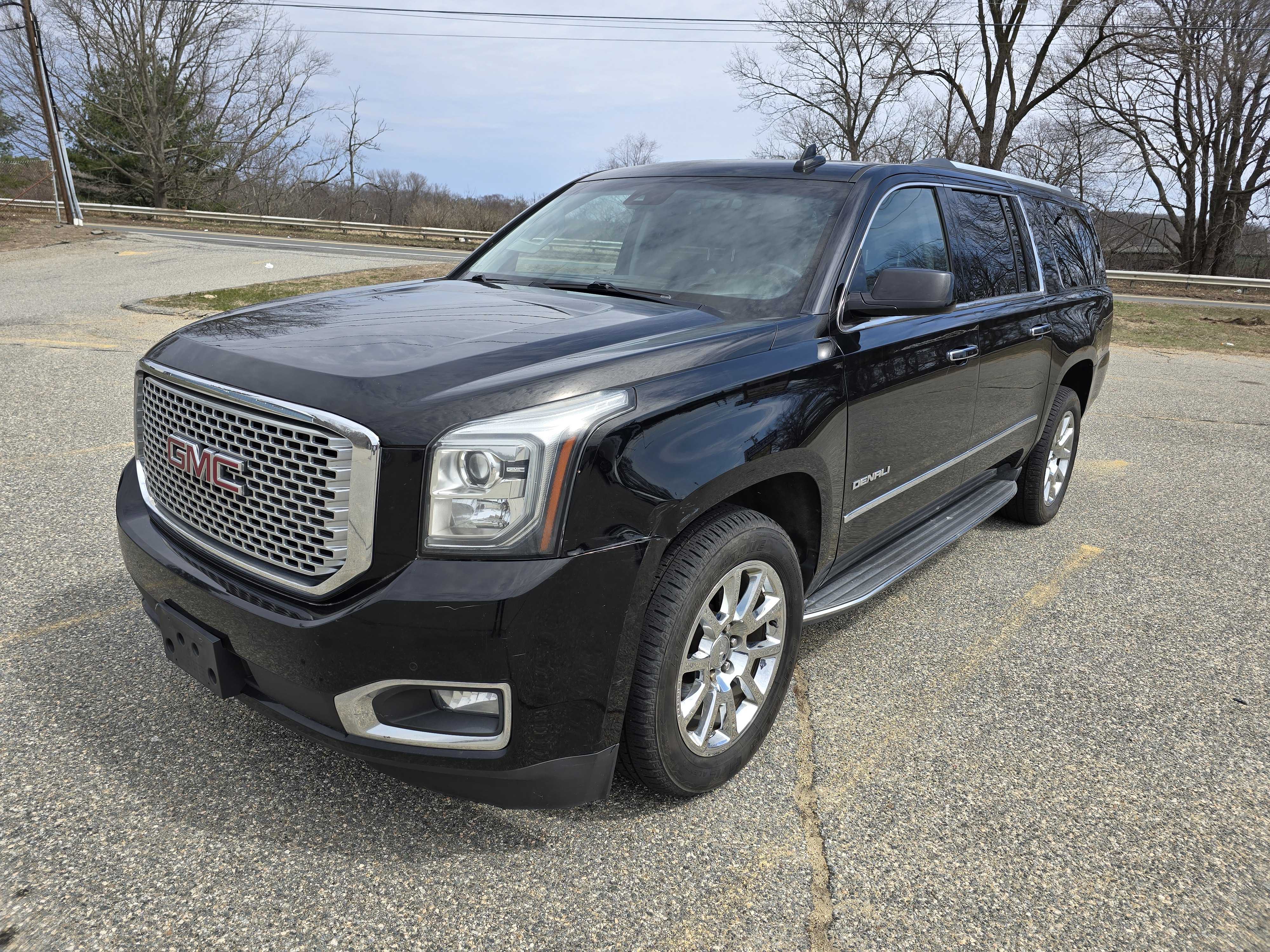 2015 GMC Yukon Xl Denali vin: 1GKS2JKJXFR607840