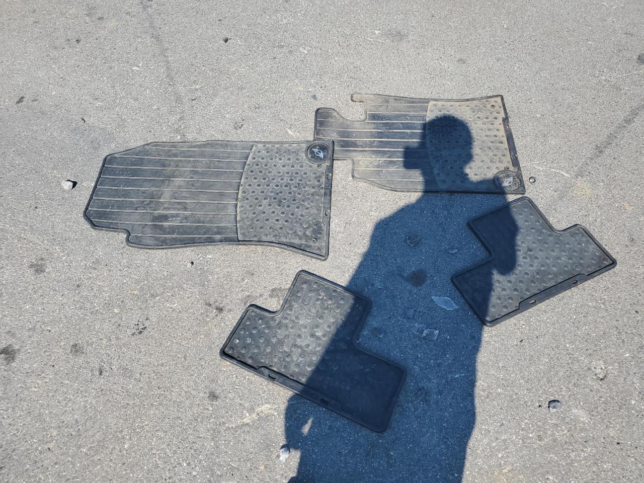 2005 Mini Cooper S VIN: WMWRE33505TL12209 Lot: 62011624