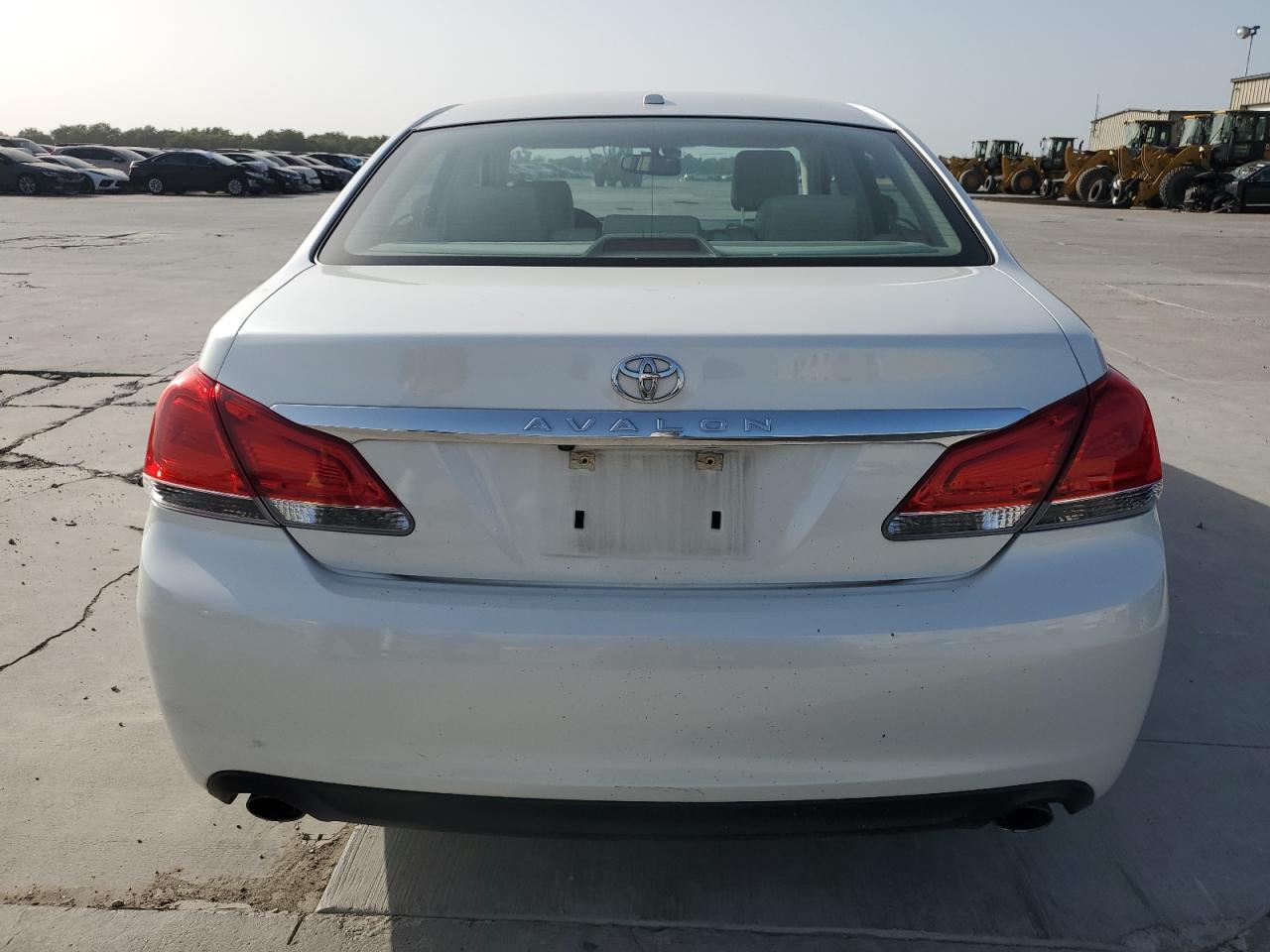 4T1BK3DBXBU398034 2011 Toyota Avalon Base