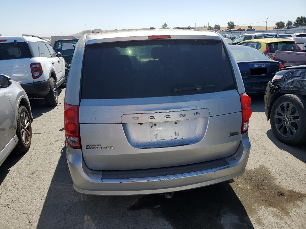 2D4RN5DGXBR765564 2011 Dodge Grand Caravan Crew