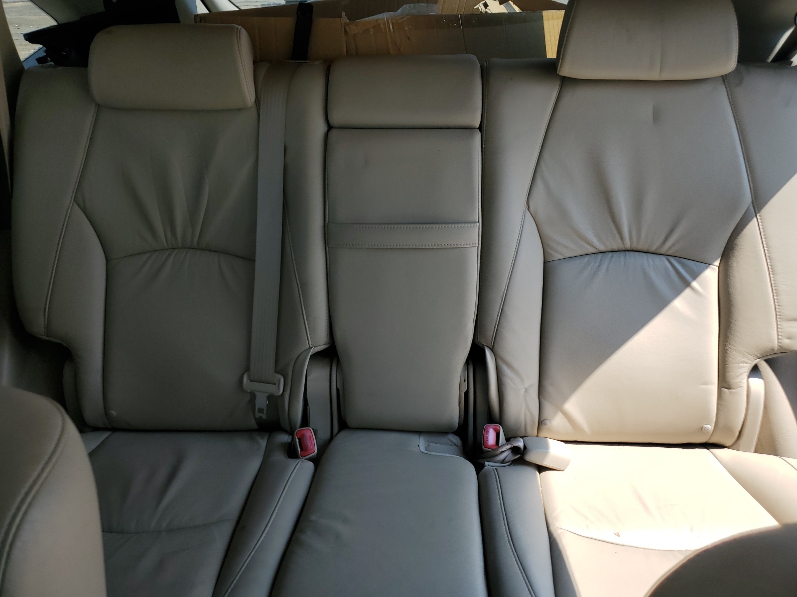 2T2HA31U45C049097 2005 Lexus Rx 330