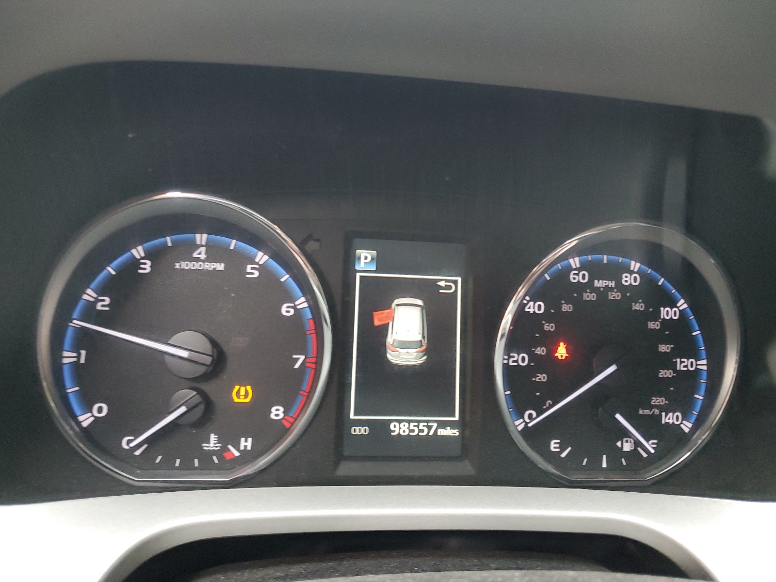 2T3RFREV0GW520168 2016 Toyota Rav4 Xle