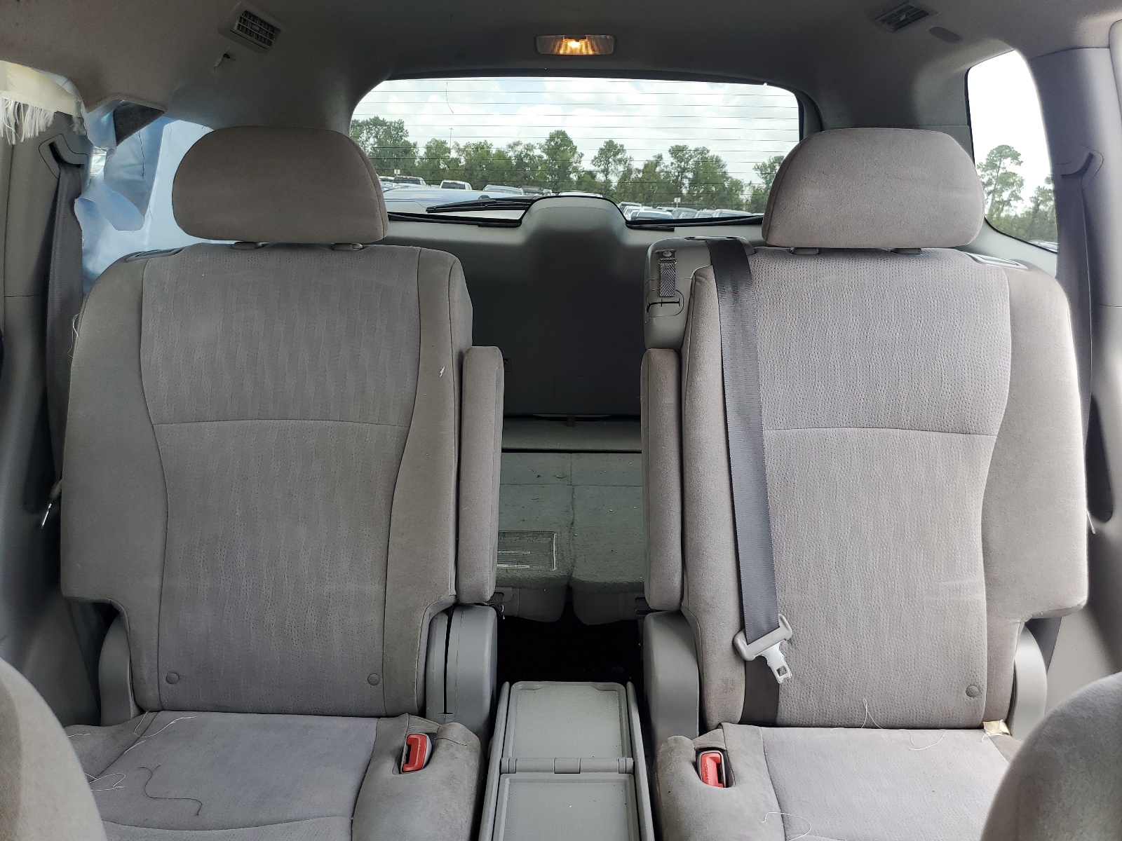 5TDZK3EH9BS029160 2011 Toyota Highlander Base