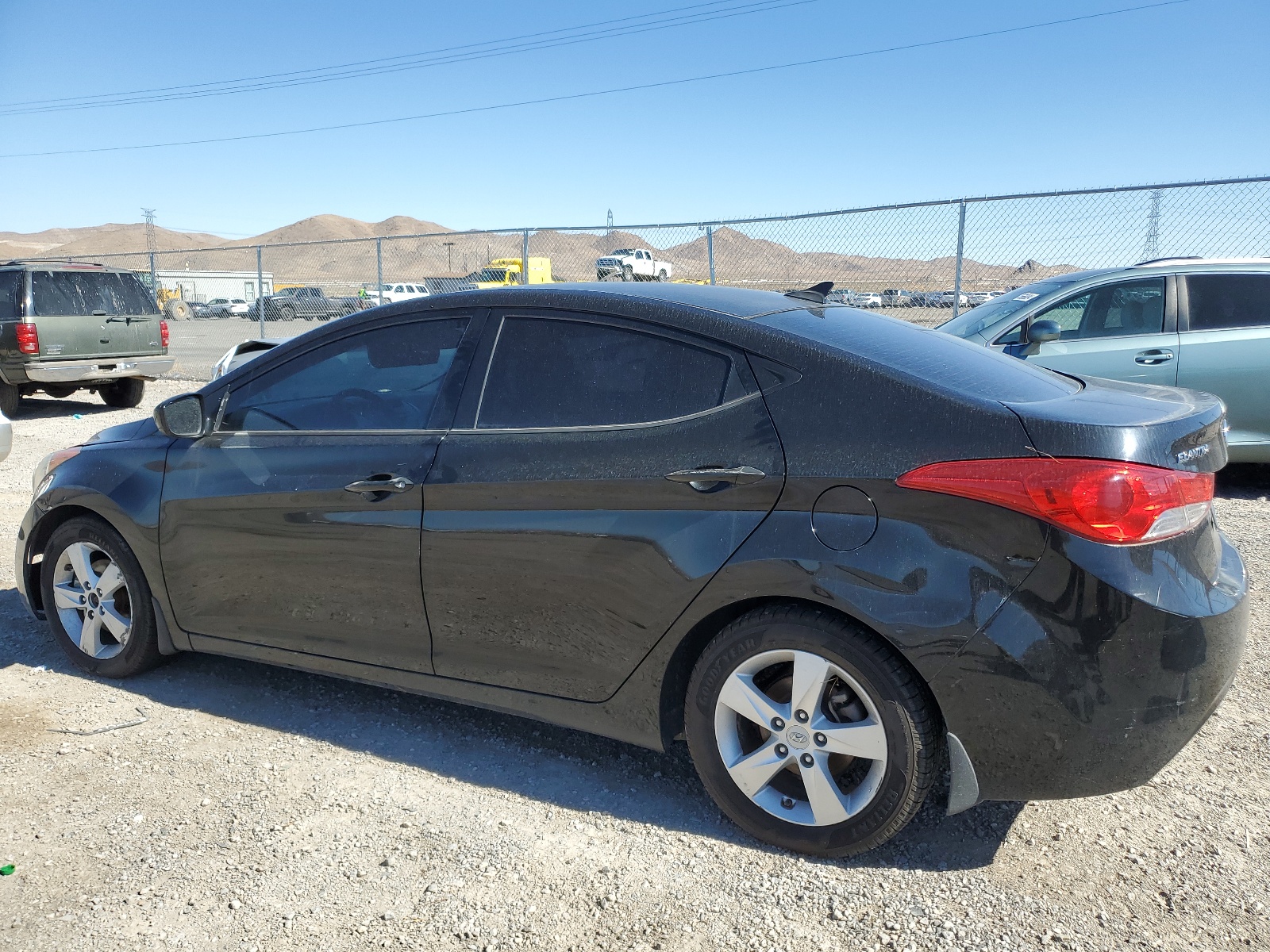 2013 Hyundai Elantra Gls vin: 5NPDH4AE4DH261104