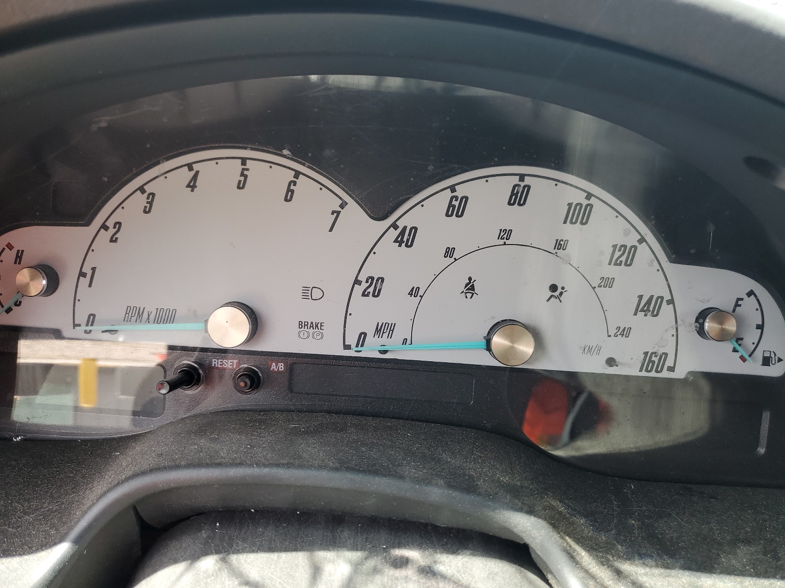 1FAHP60A52Y112751 2002 Ford Thunderbird