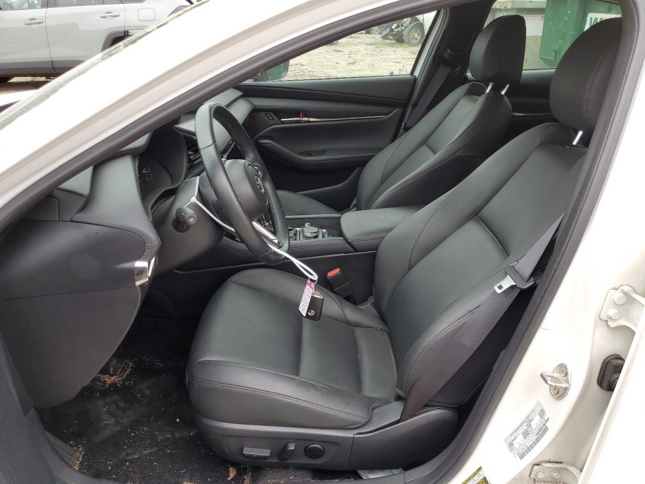 2022 Mazda 3 Preferred VIN: 3MZBPACL3NM311925 Lot: 64563764