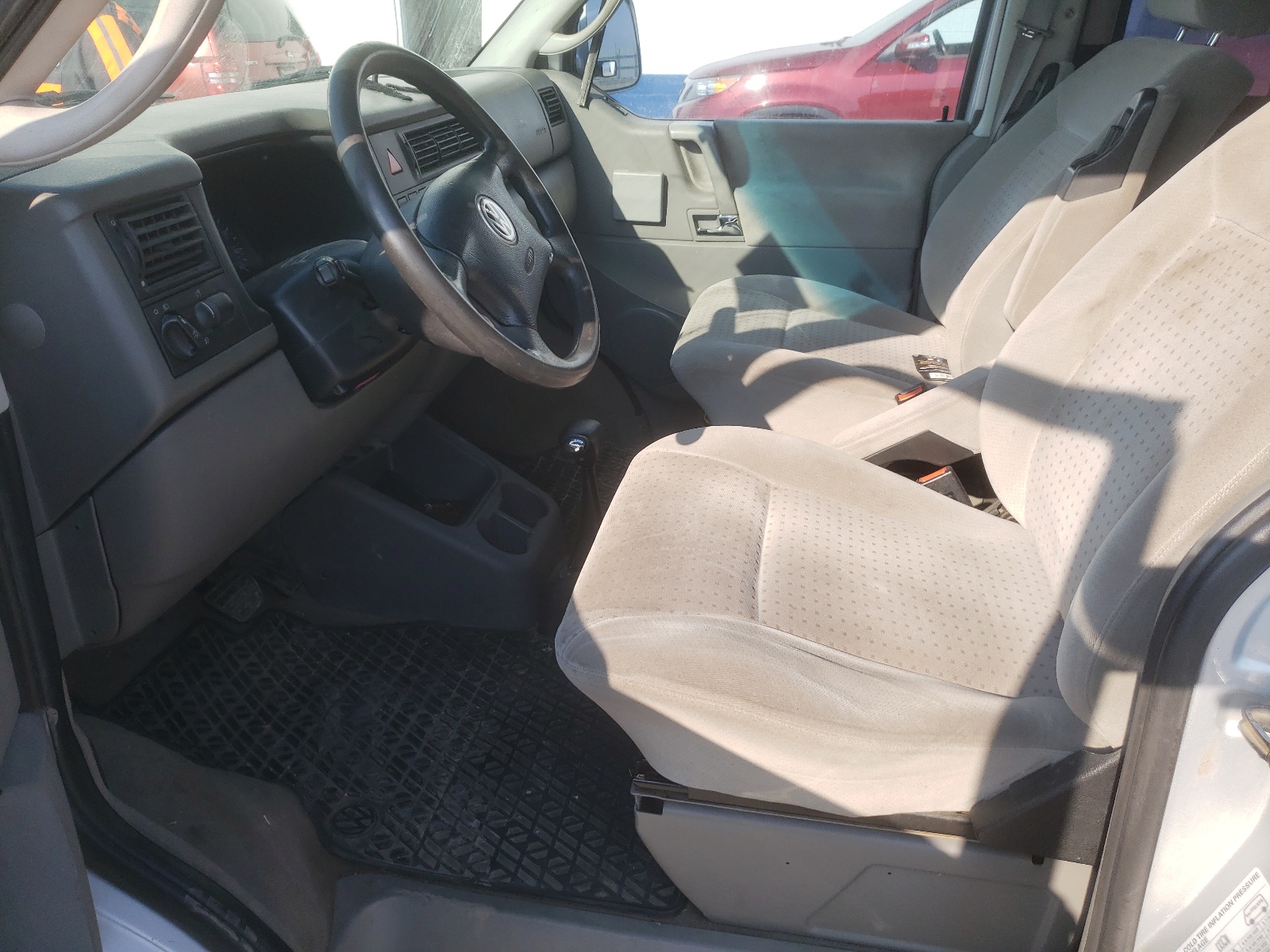 WV2NB47052H027942 2002 Volkswagen Eurovan Mv