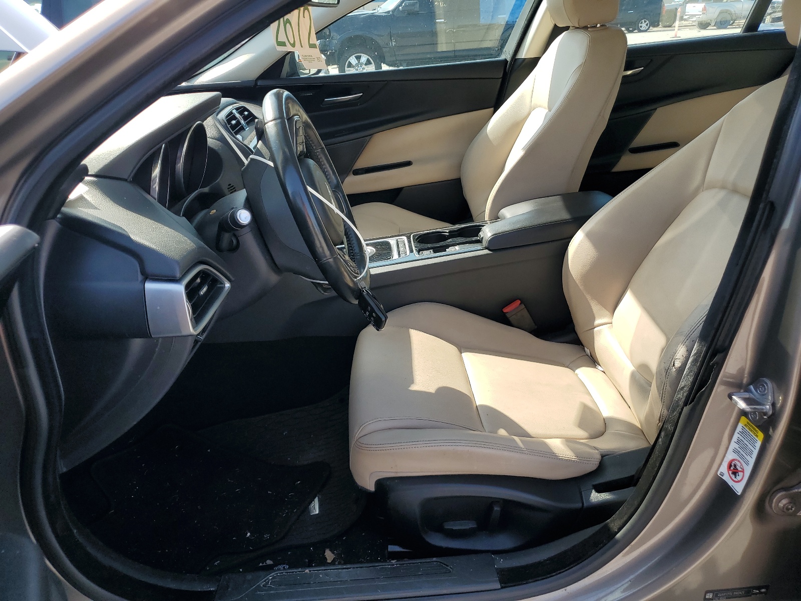 SAJAD4BG0HA964499 2017 Jaguar Xe Premium