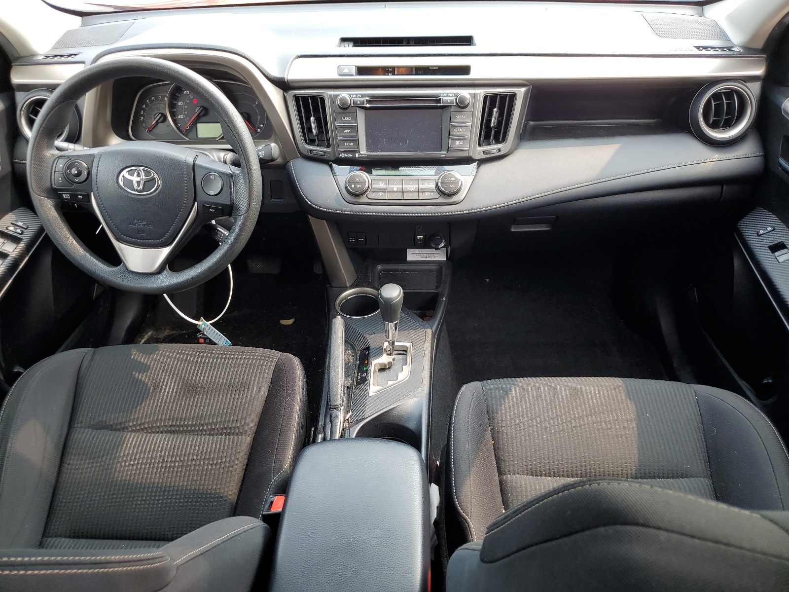 JTMRFREVXFD140752 2015 Toyota Rav4 Xle