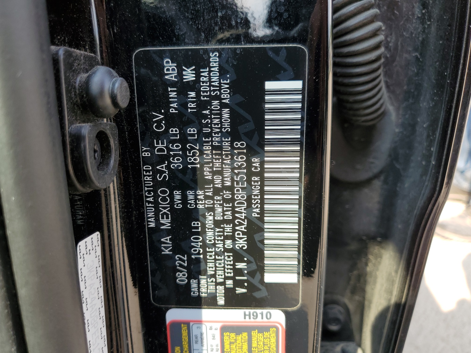 3KPA24AD8PE513618 2018 Kia Rio Lx