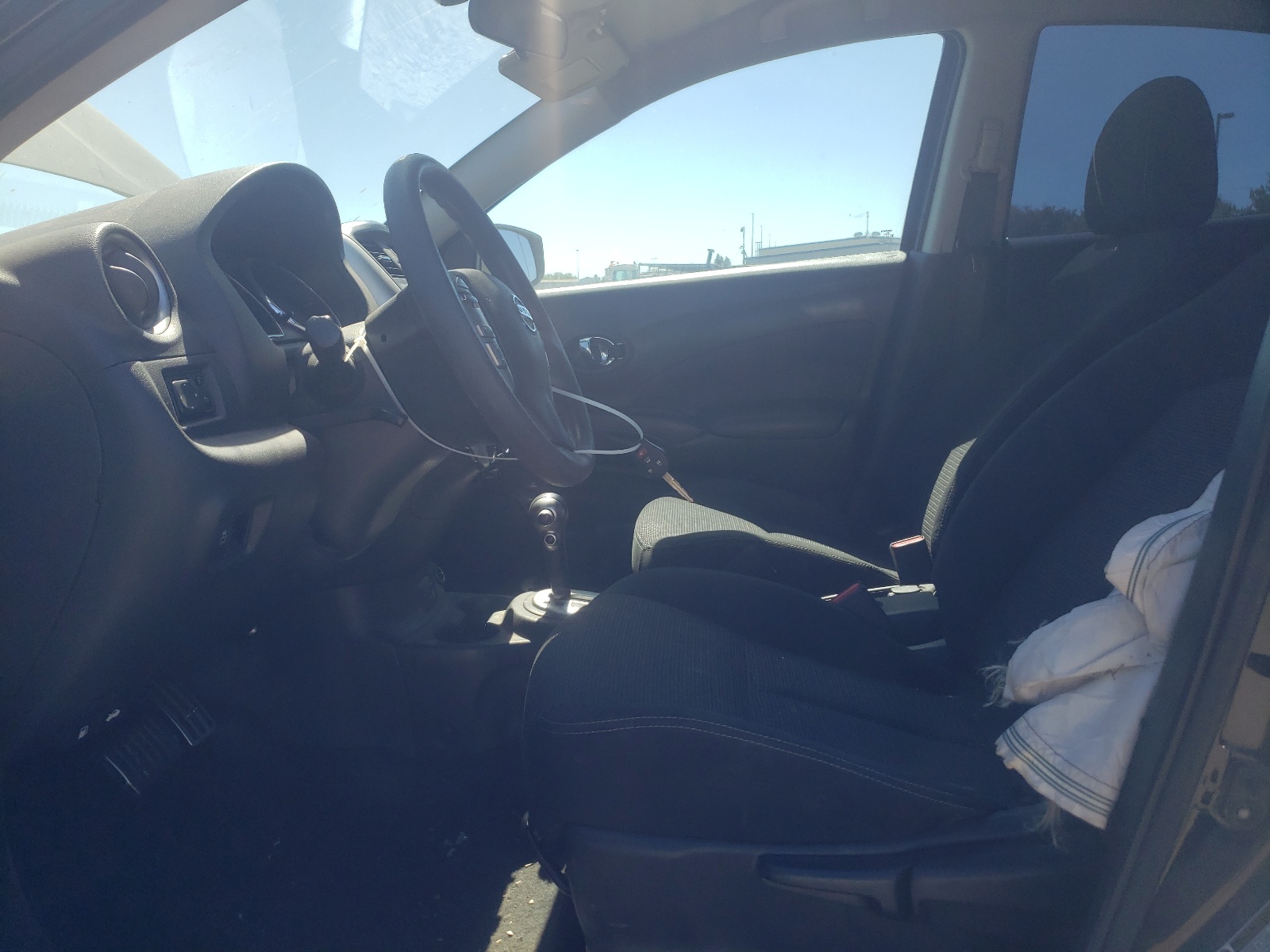 3N1CN7AP2JL854384 2018 Nissan Versa S