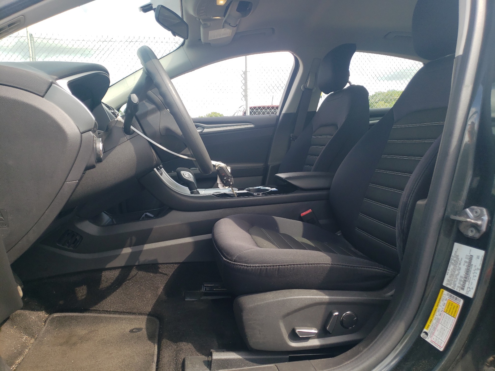 3FA6P0H76FR156596 2015 Ford Fusion Se