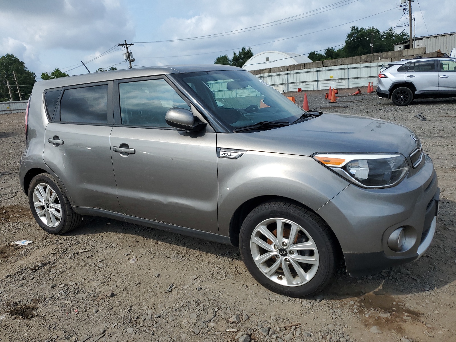 2017 Kia Soul + vin: KNDJP3A51H7410059