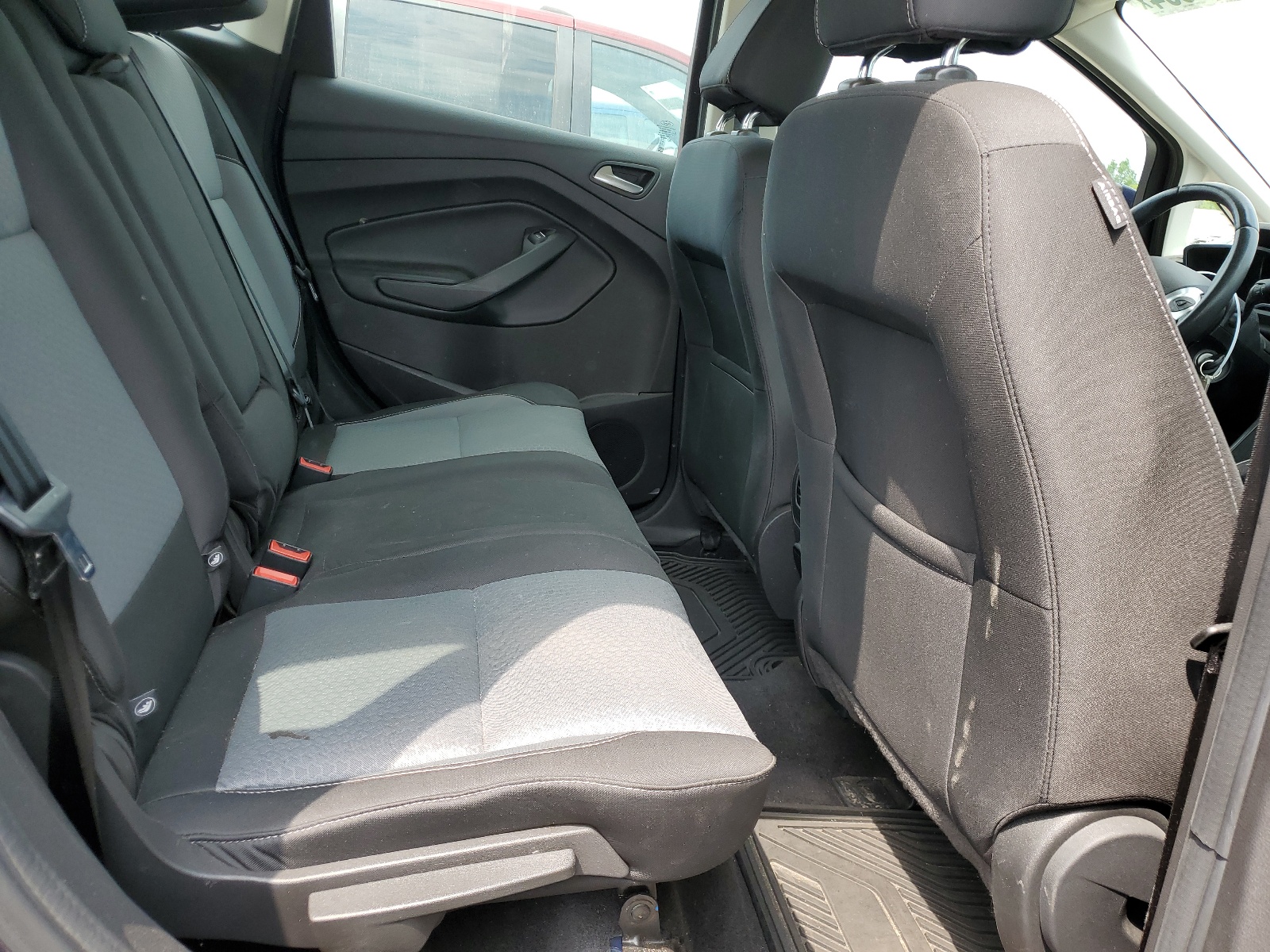 1FADP5AU5HL117164 2017 Ford C-Max Se