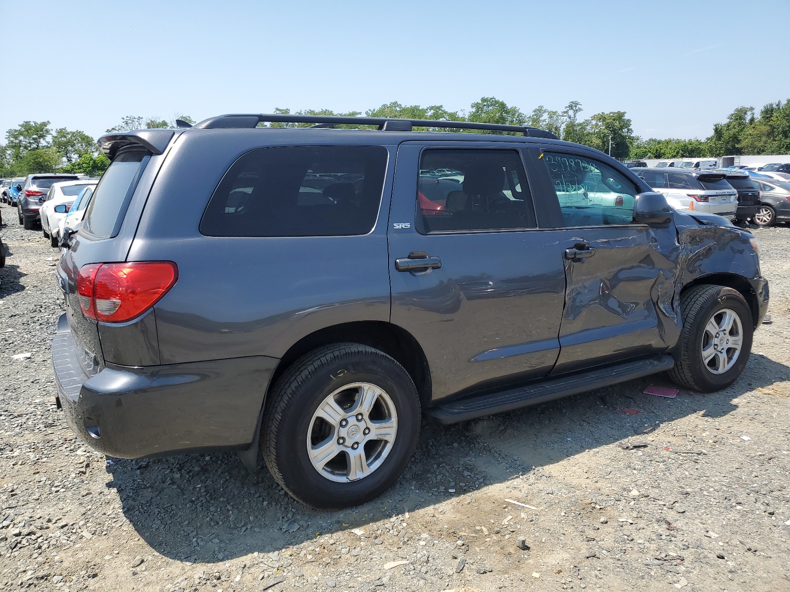 2016 Toyota Sequoia Sr5 vin: 5TDBY5G1XGS146670