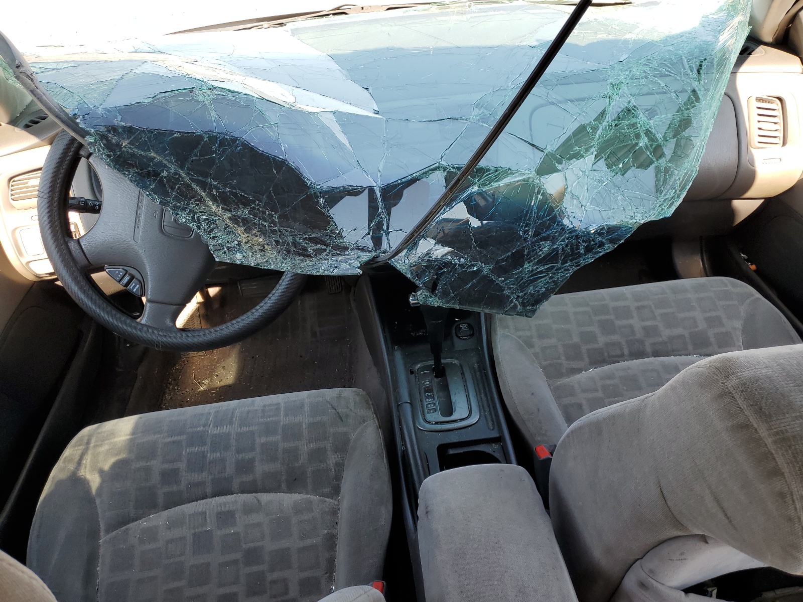 JHMCG56651C010619 2001 Honda Accord Ex