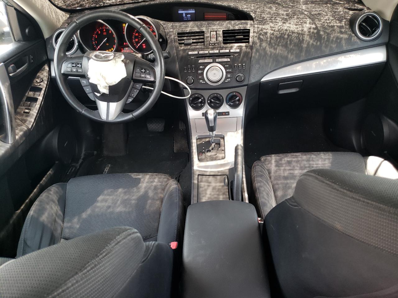 2010 Mazda 3 S VIN: JM1BL1S61A1231640 Lot: 61840694