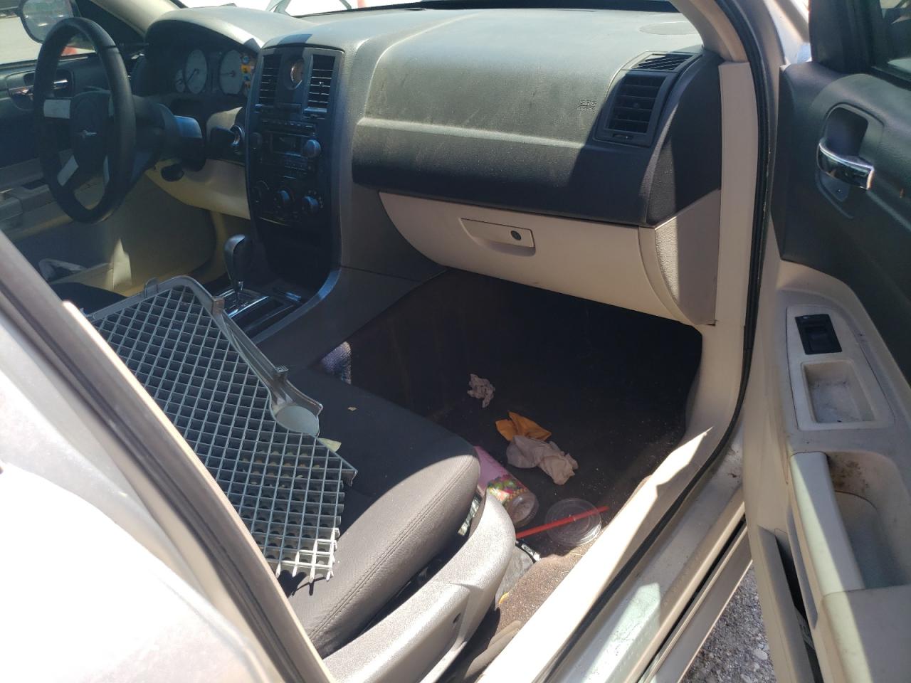 2007 Chrysler 300 VIN: 2C3KA43RX7H639598 Lot: 63872484