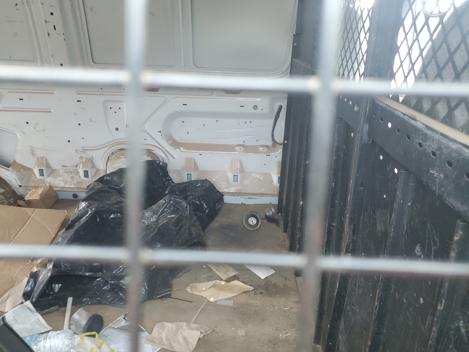 1FTNE24L83HB93026 2003 Ford Econoline E250 Van