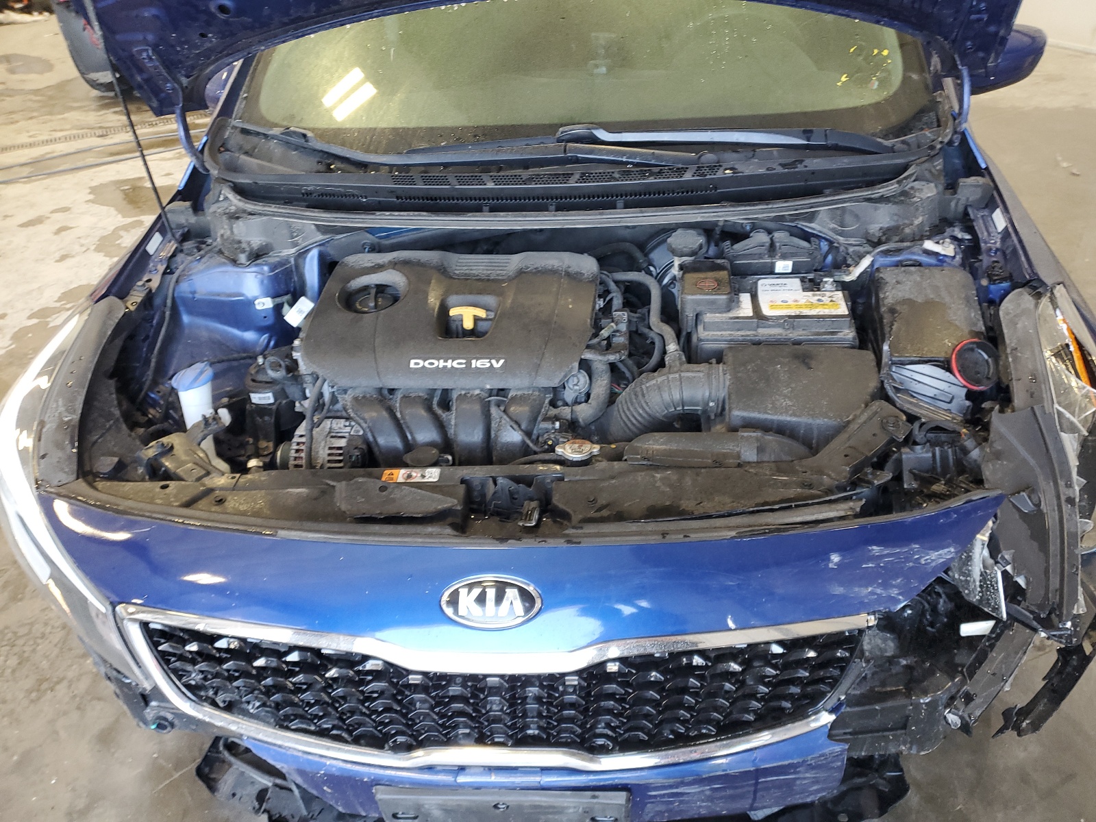 3KPFK4A7XHE143208 2017 Kia Forte Lx