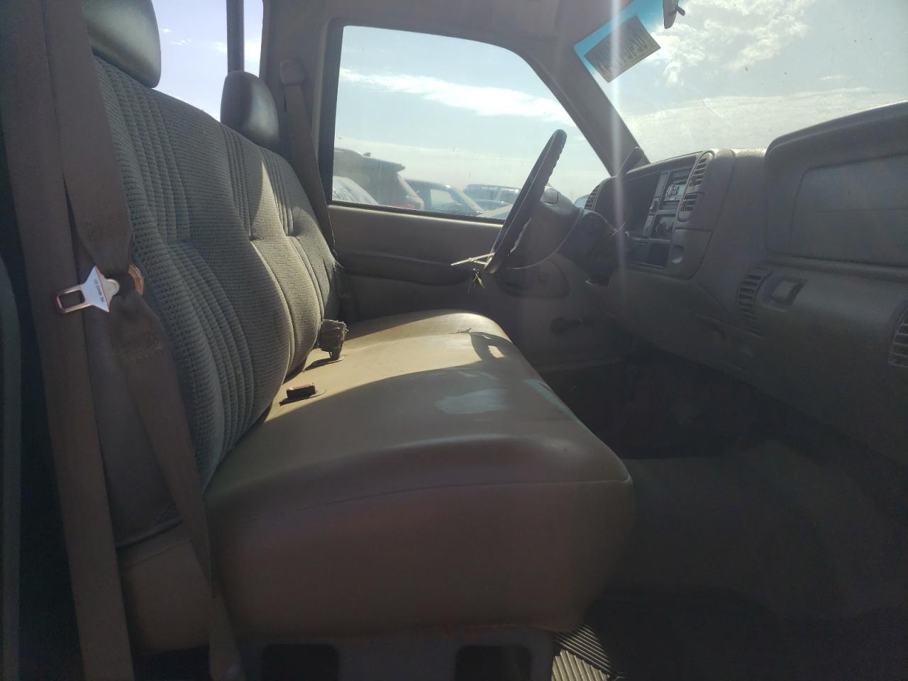 1997 Chevrolet Gmt-400 C1500 VIN: 1GCEC14W4VZ137740 Lot: 62464194