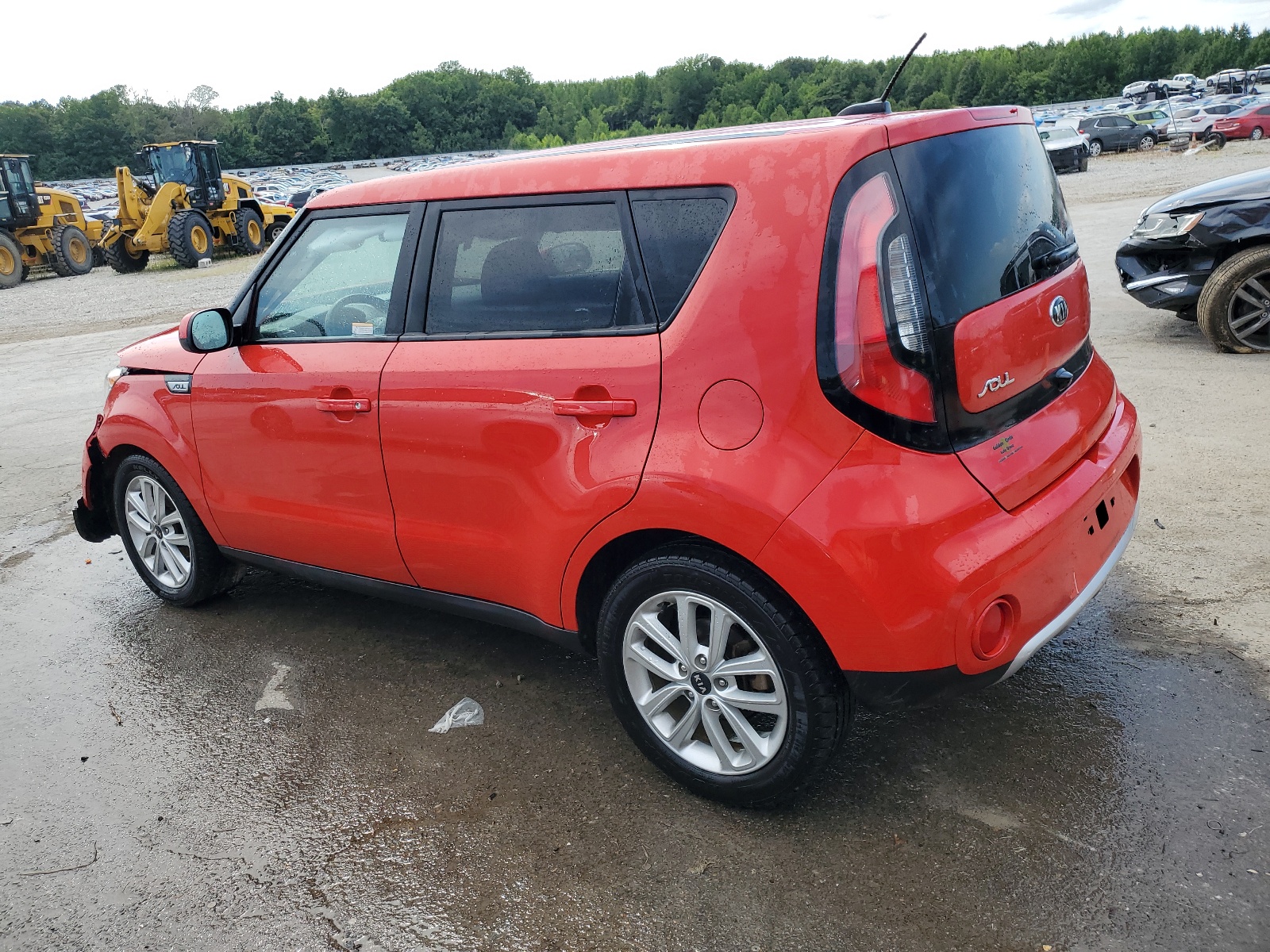 KNDJP3A58J7568033 2018 Kia Soul +