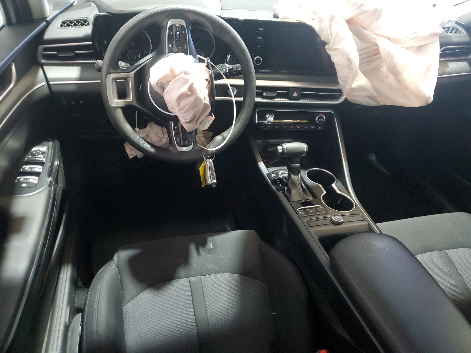 5XXG14J27PG196854 2023 Kia K5 Lxs