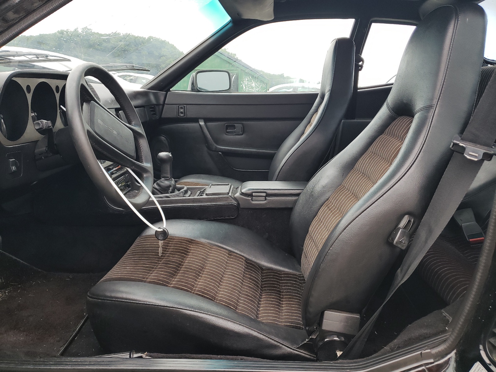 WP0AA0945EN458926 1984 Porsche 944