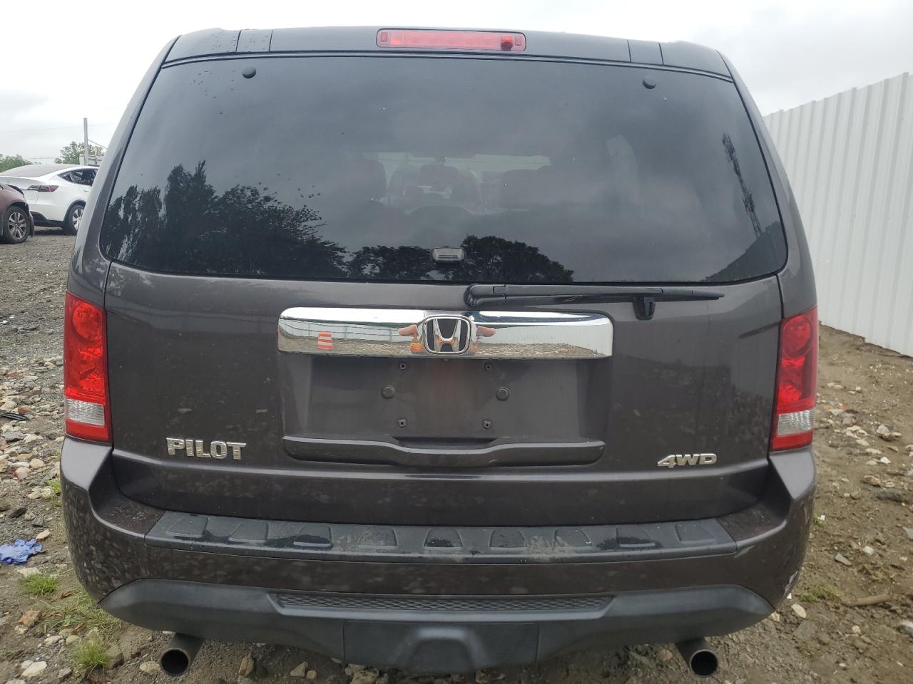 2014 Honda Pilot Lx VIN: 5FNYF4H21EB046556 Lot: 65007524