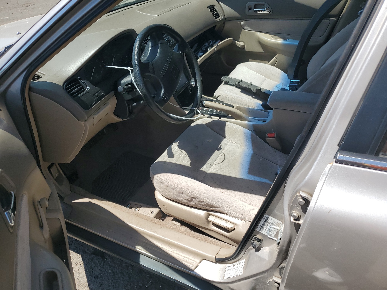 1HGCD5695TA228712 1996 Honda Accord Value