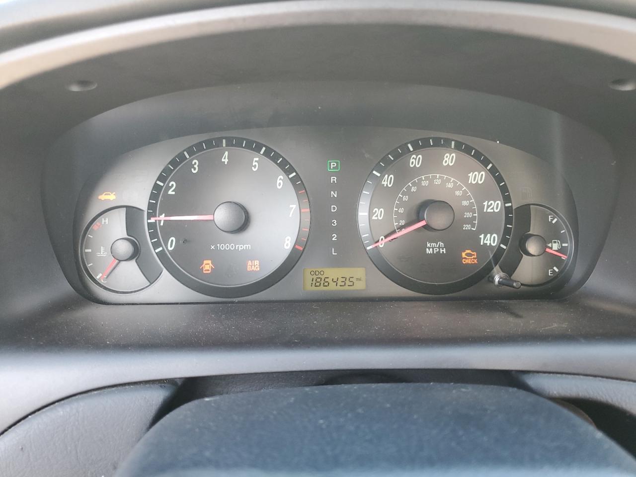 2005 Hyundai Elantra Gls VIN: KMHDN56D75U155490 Lot: 64533204