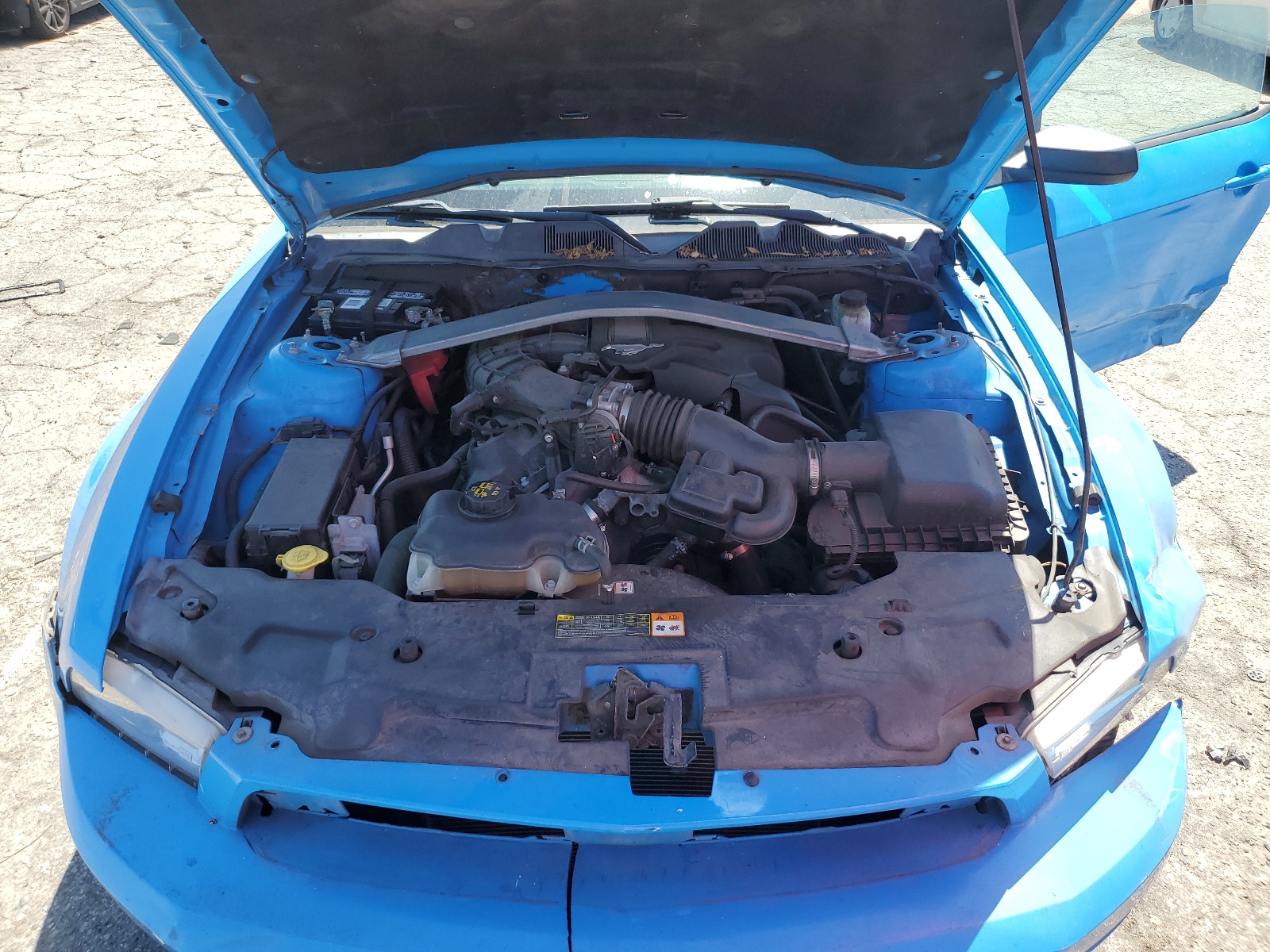 1ZVBP8EM2C5224910 2012 Ford Mustang