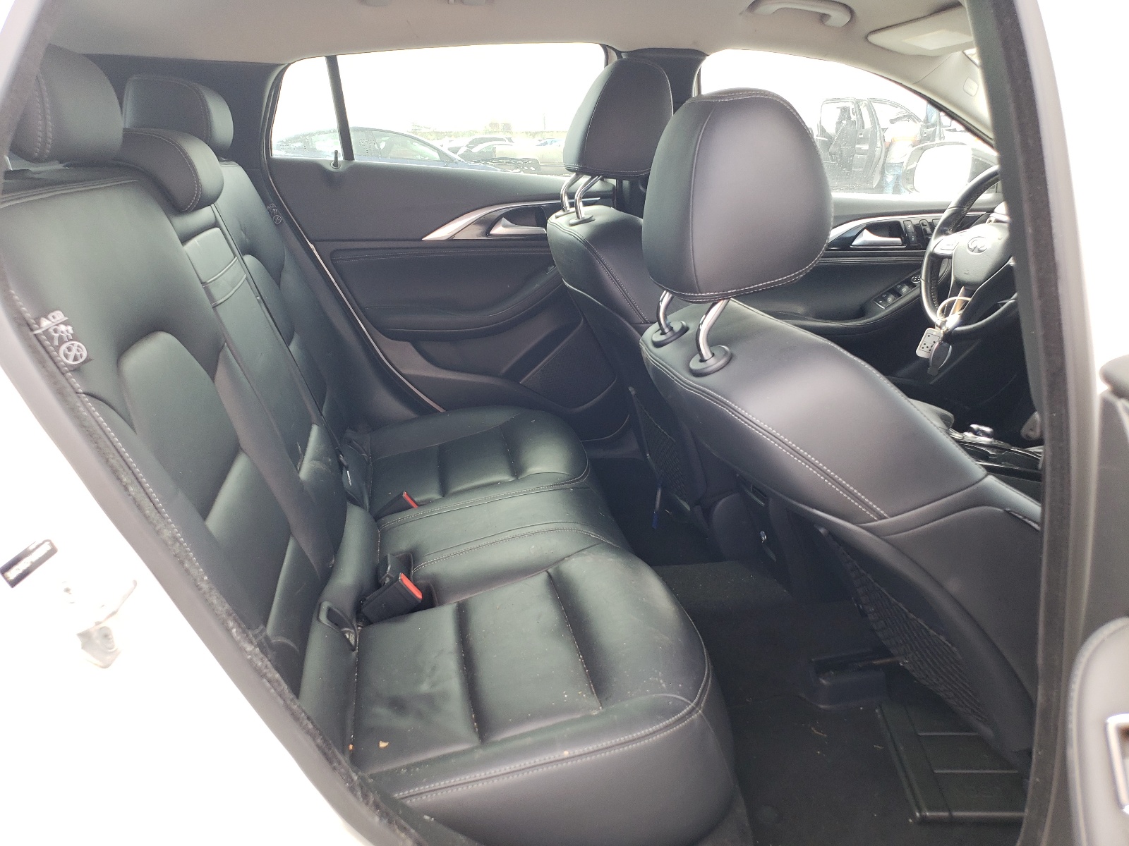 SJKCH5CP1HA030767 2017 Infiniti Qx30 Base