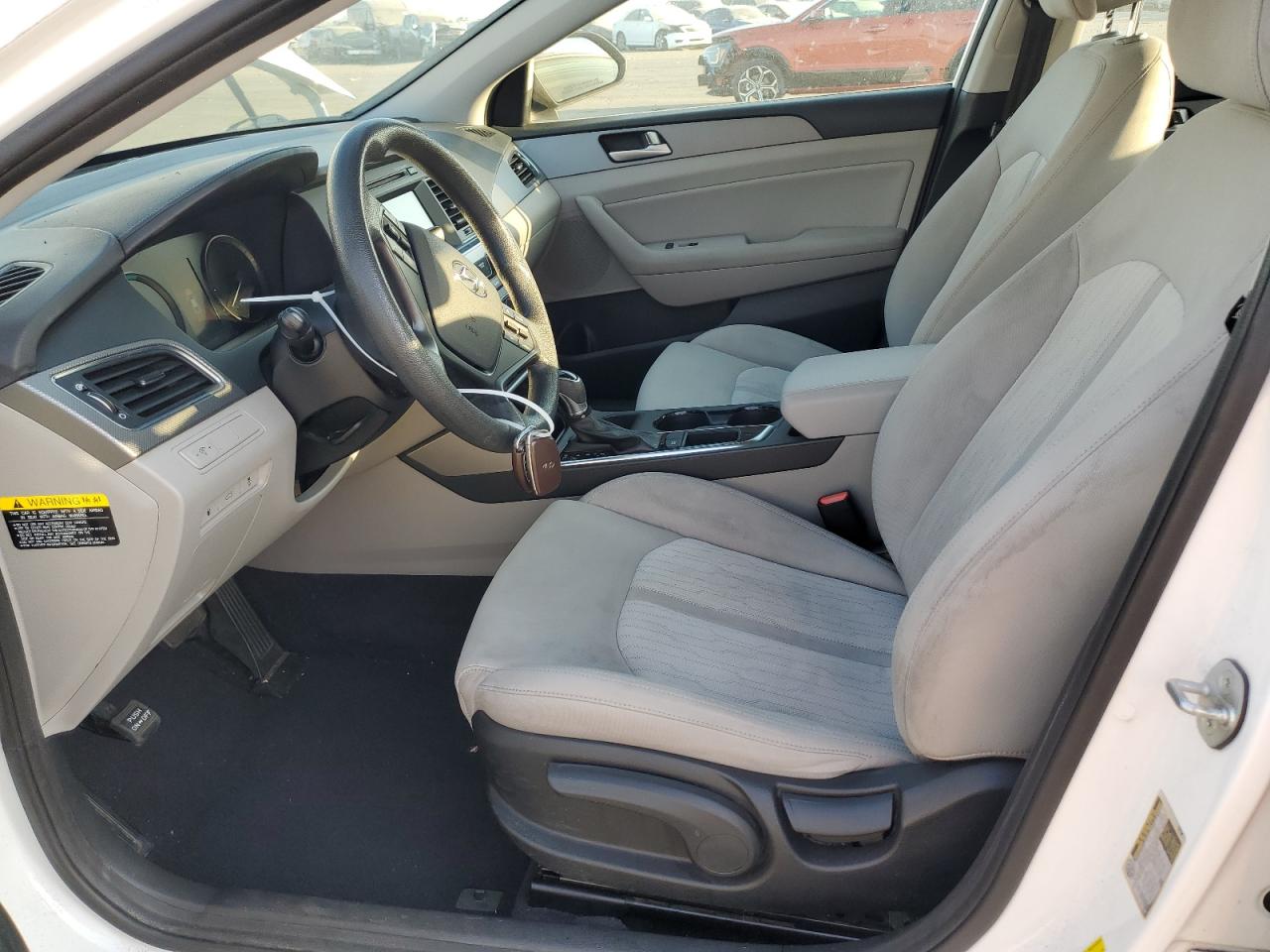 2017 Hyundai Sonata Hybrid VIN: KMHE24L15HA059266 Lot: 64094184