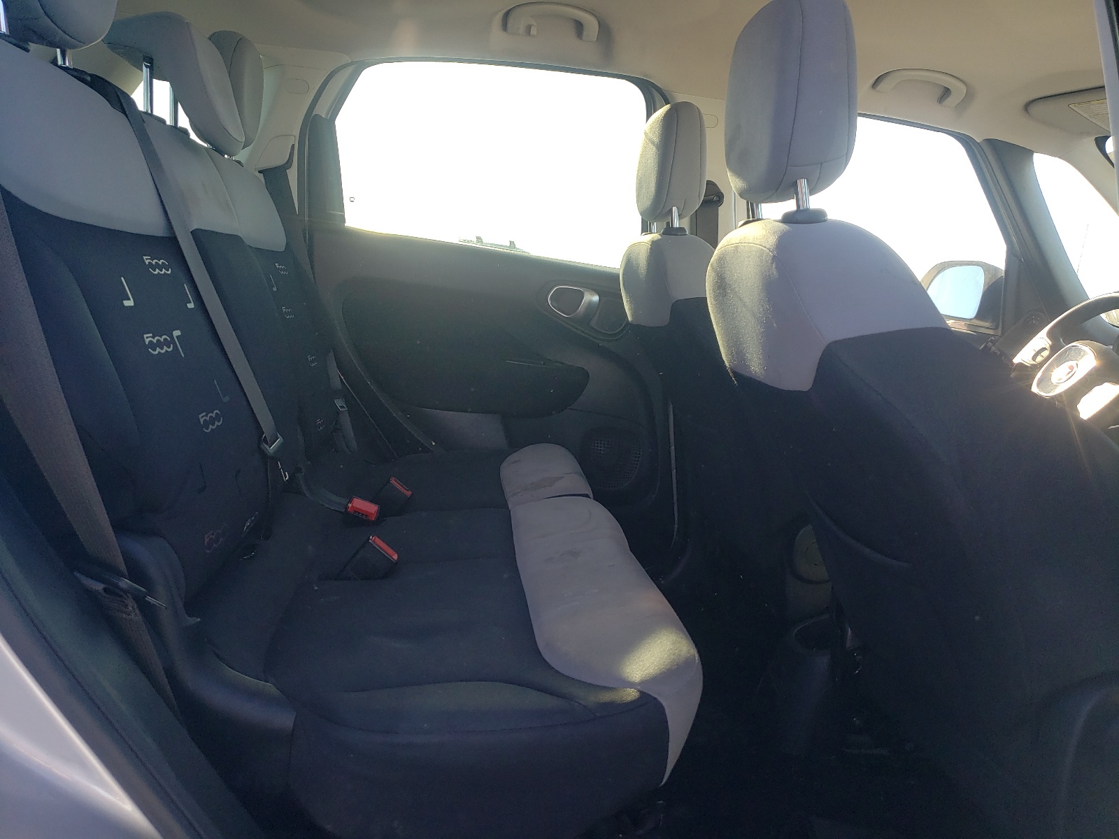 ZFBCFAAH3FZ031496 2015 Fiat 500L Pop