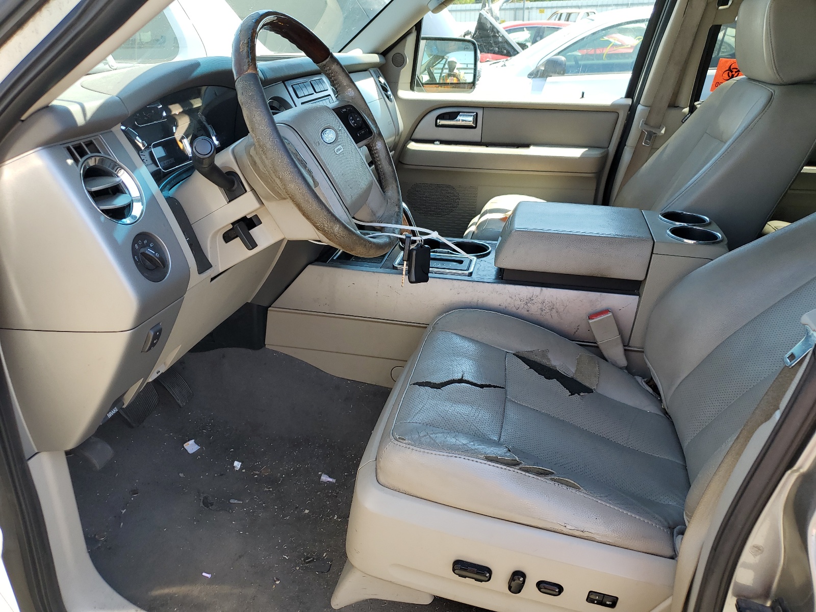 1FMFK19548LA08083 2008 Ford Expedition El Limited