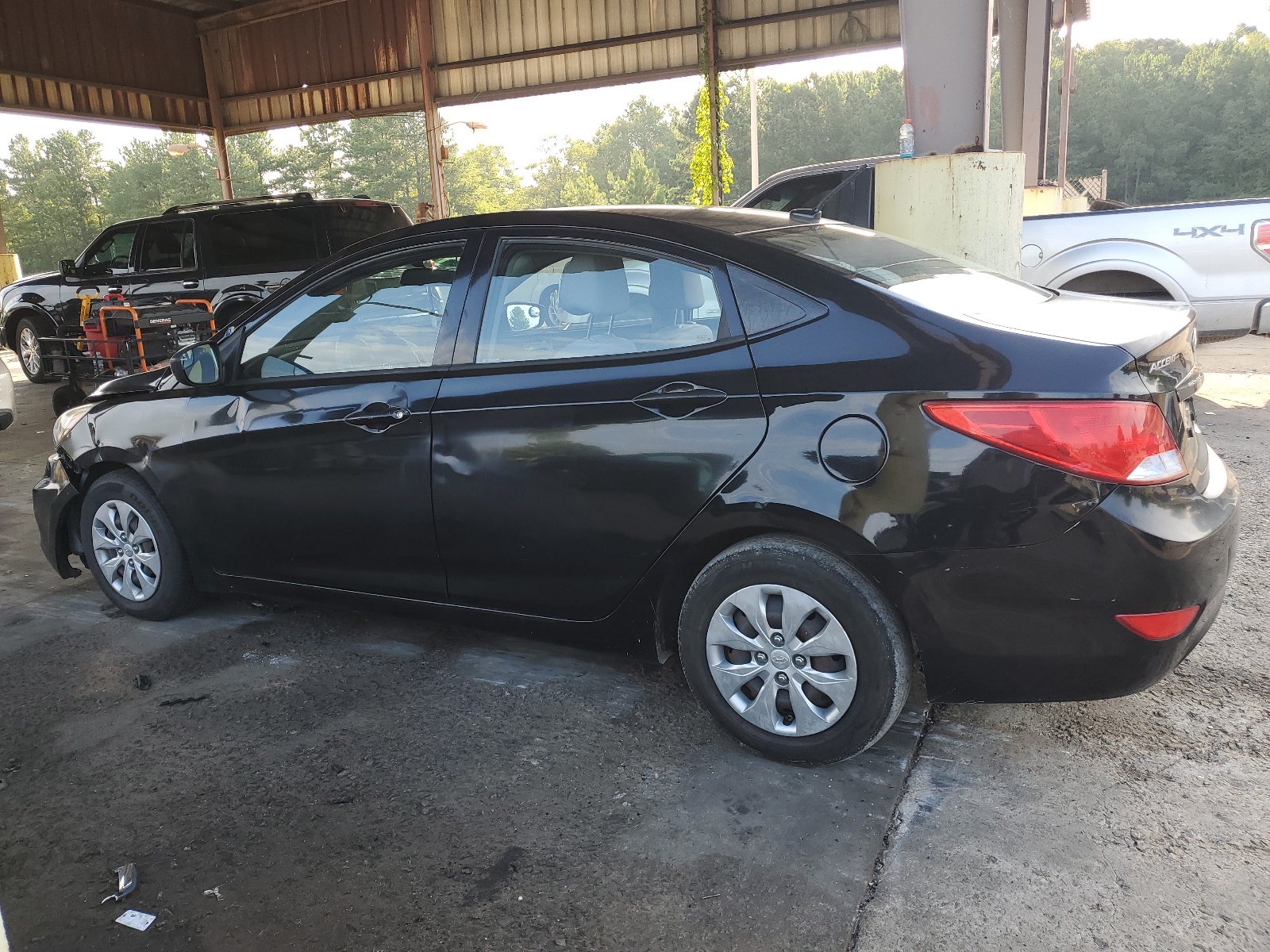 KMHCT4AEXHU354761 2017 Hyundai Accent Se