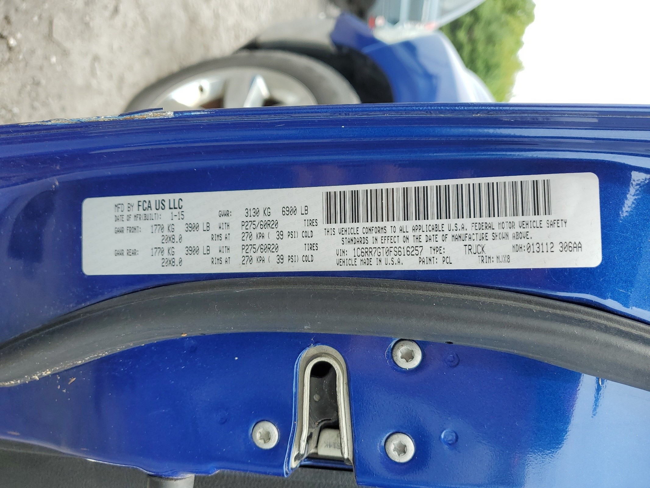 1C6RR7GT0FS616257 2015 Ram 1500 Slt