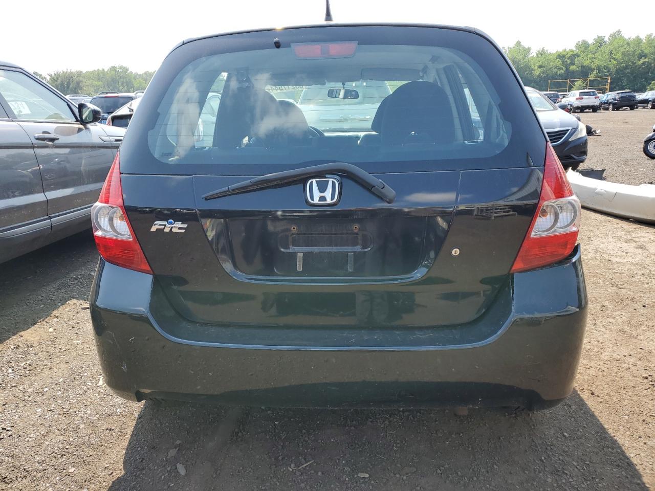 2008 Honda Fit VIN: JHMGD38428S068536 Lot: 63217544